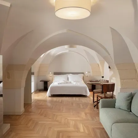 Palazzo Dei Tolomei Bed & Breakfast Lecce