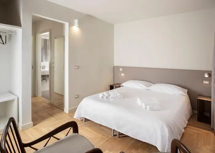 Palazzo Dei Tolomei Bed & Breakfast 4*